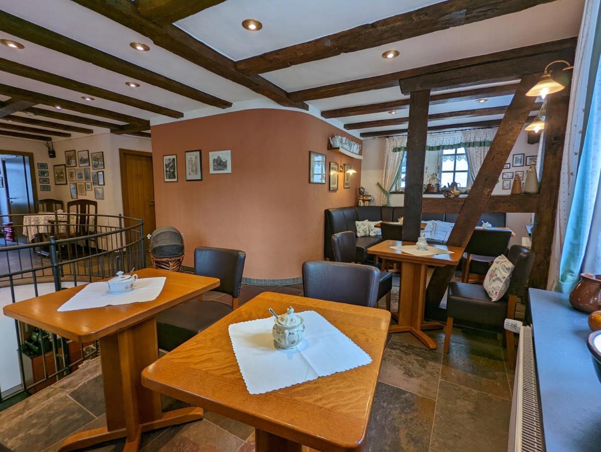 Hotel Klapperburg Beilstein  Esterno foto