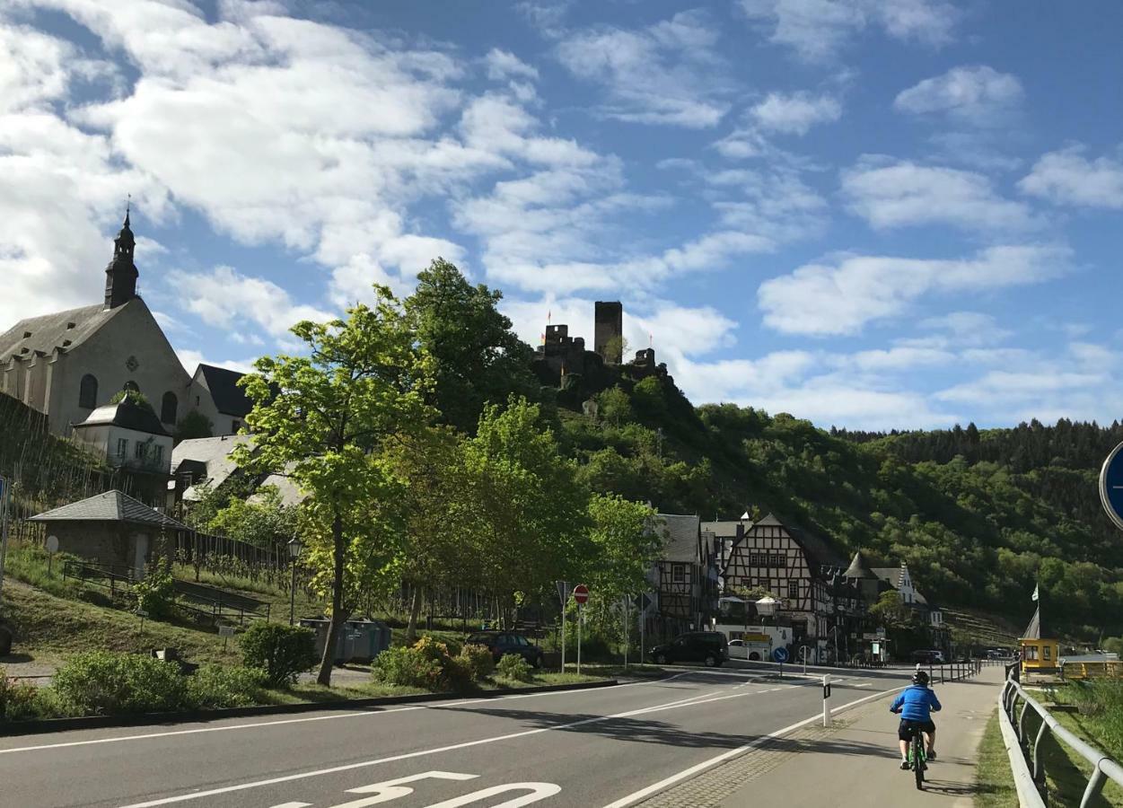 Hotel Klapperburg Beilstein  Esterno foto
